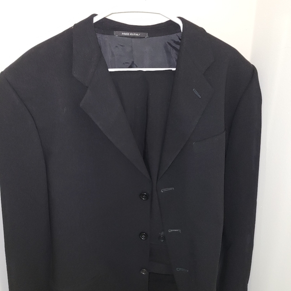 FOR SALE - Armani Collezioni 2 Piece Suit - Picture 1 of 5